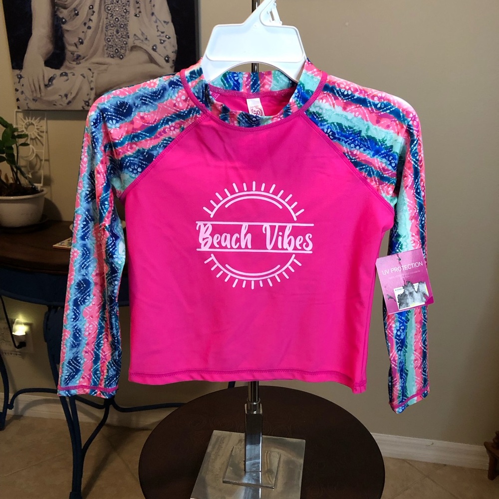 NWT SO Girls Long Sleeve Swim Shirt - Bathing Suit
Size: 6 / 6X